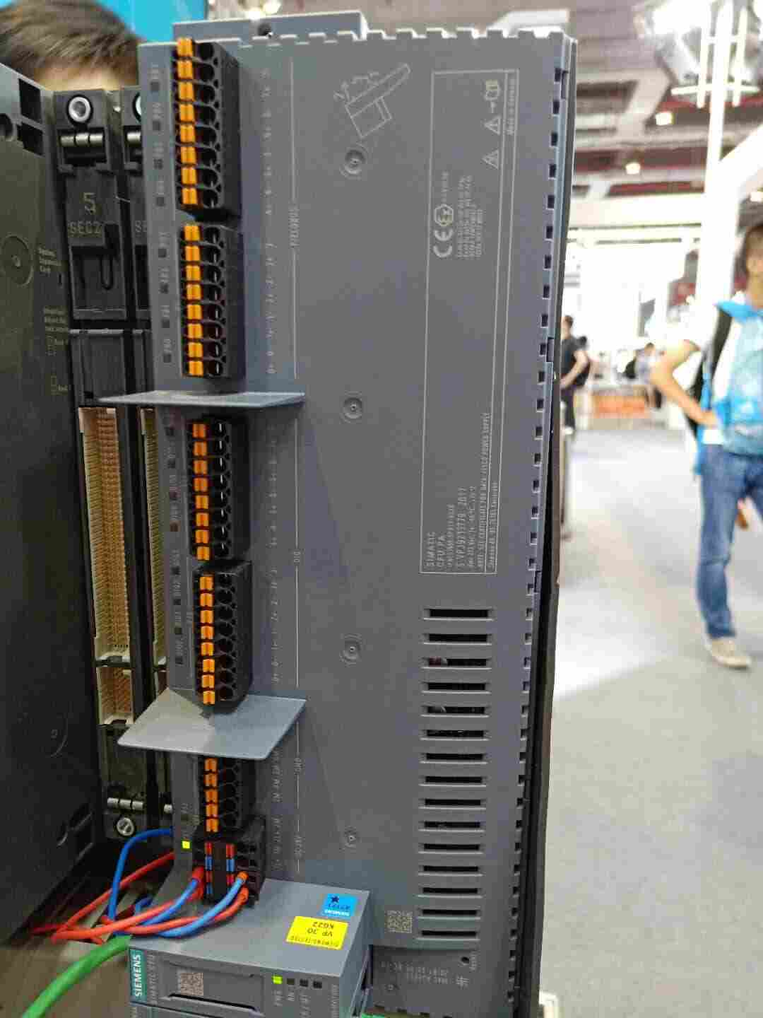 西门子DP总线电缆代理商西门子式面板代理商