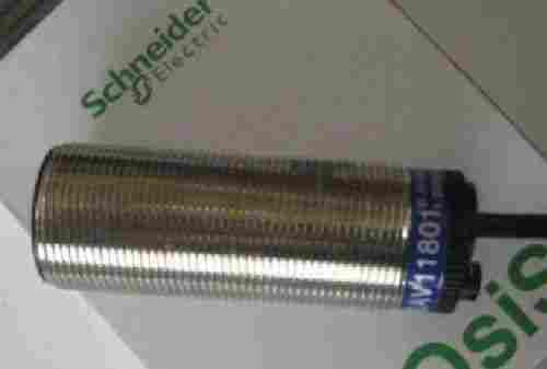 施耐德接近开关XS108BLPAL5