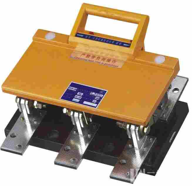 HD11F-100/28熔断式隔离开关