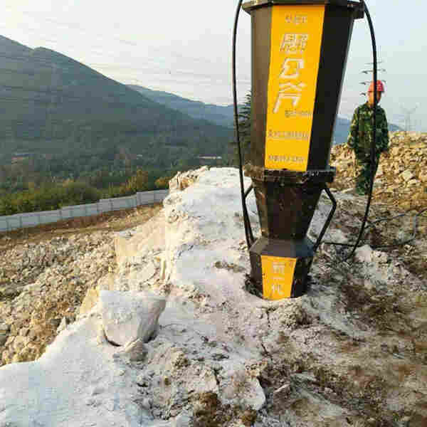 秦皇岛混凝土开采分裂机施工效果