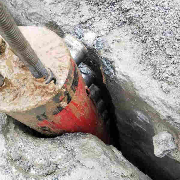 枣庄矿山荒料开采分裂机施工效果