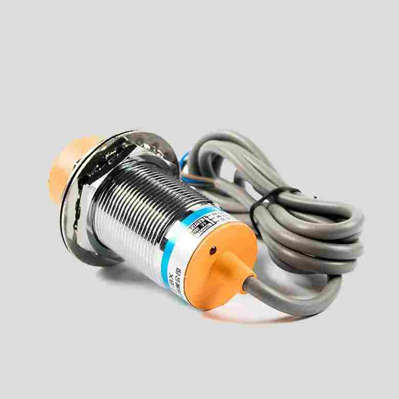 欧姆龙E2E-X2D1-N-Z电感式接近开关