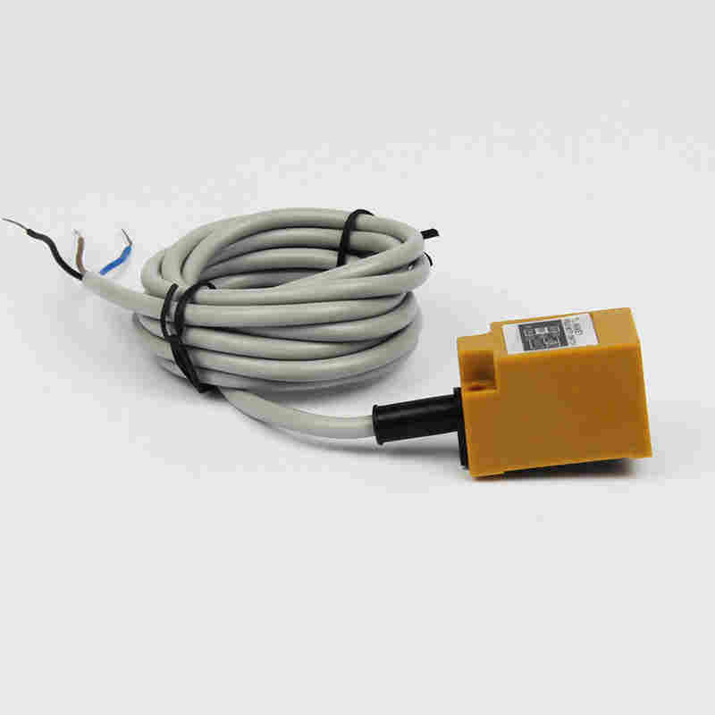 欧姆龙E2E-X18ME1-Z圆柱形接近开关