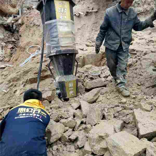 莱州石材劈石机一套价格