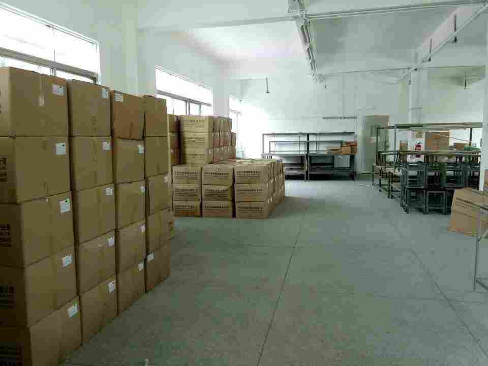 安川 100V 0.9A 0.159N.M