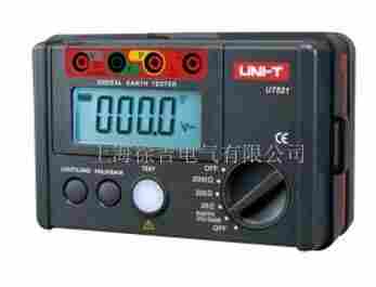 UT521/UT522接地电阻测试仪0-40/400/4000Ω双重绝缘保护