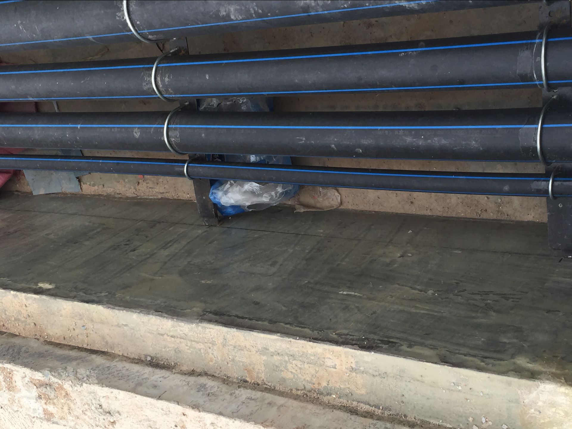 月湖区水沟环氧贴布防腐公司施工队