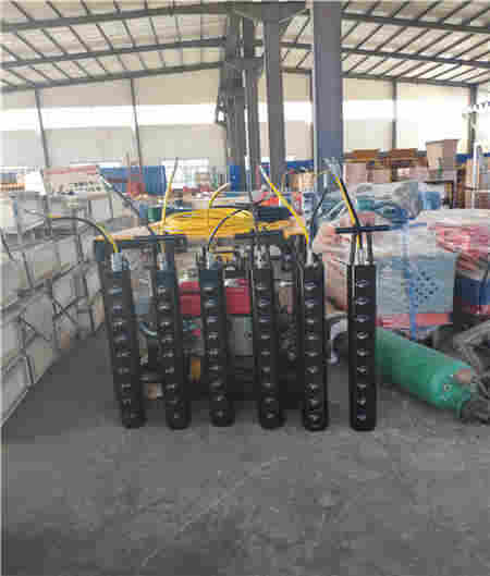 岩石破碎劈裂机非放炮开挖岩石的方法 岩石混凝土劈裂机