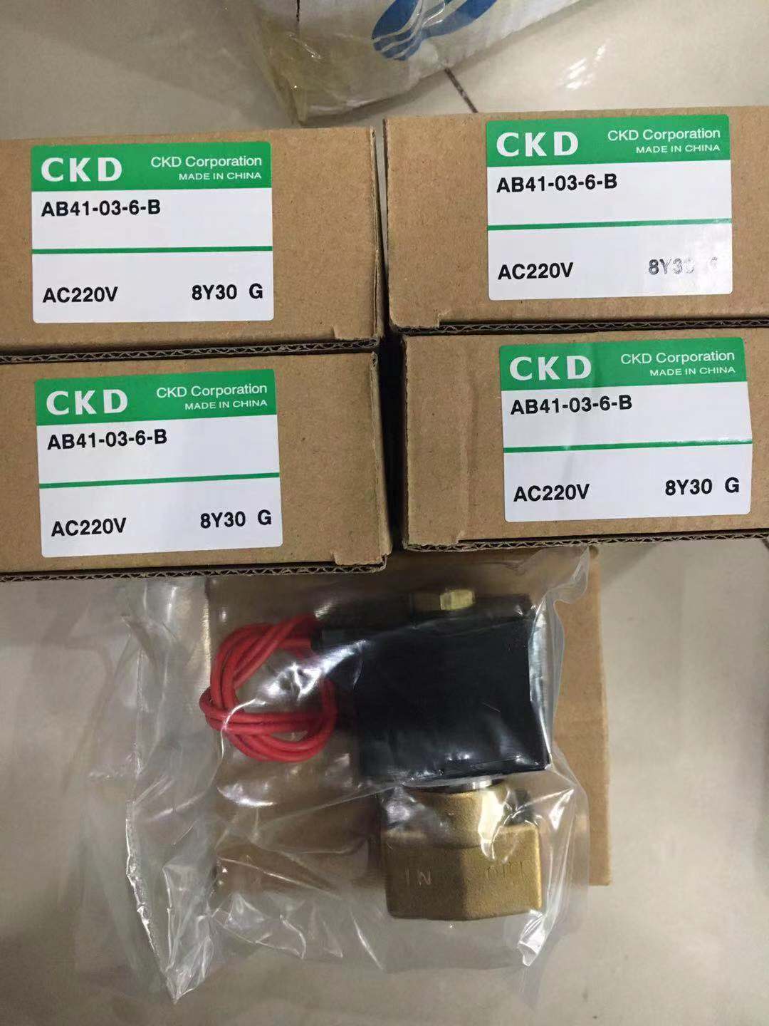 CKD常闭型电磁阀AB41-03-7-AC220V