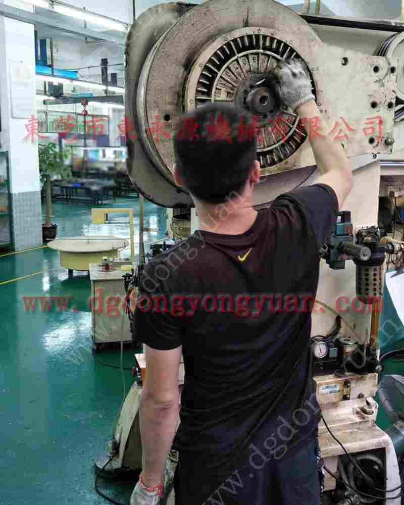 东泰 冲床过载泵，模切机旋转接头R.075  找 东永源