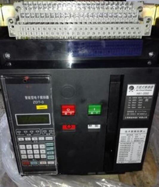 RMW2-1600/4P-800A上海人民框架断路器