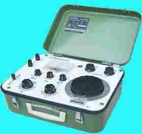 数显电位差计UJ33D-1型