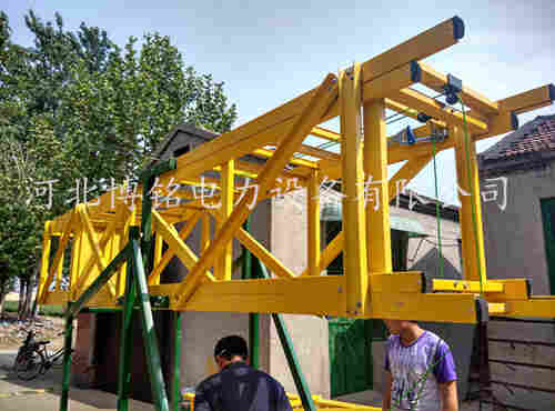 电动式绝缘升降平台 玻璃钢移动式检修平台