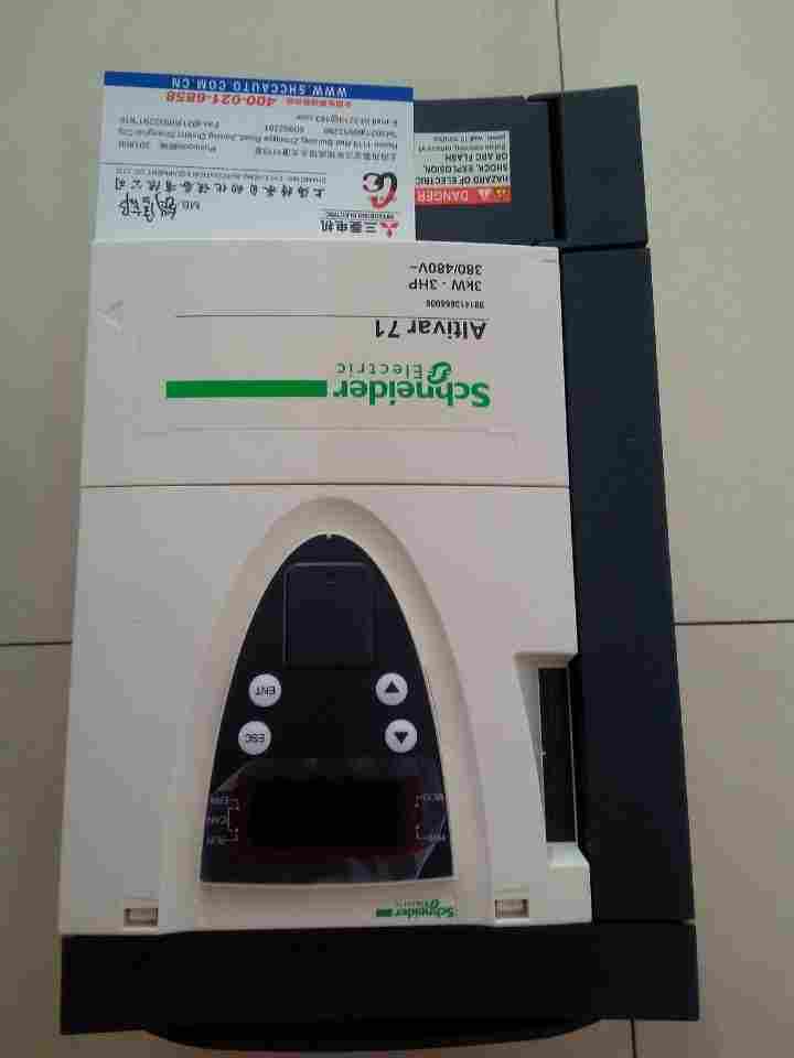 LXM32CU60N4驱动器直发