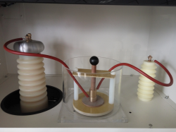 电压击穿试验机/击穿强度检测机器