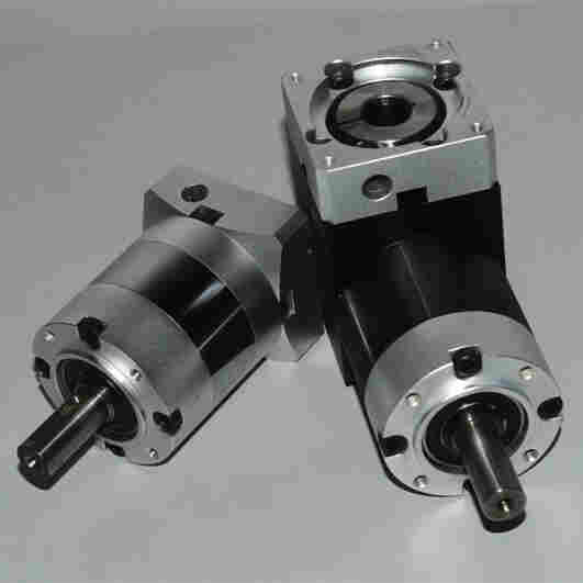 南昌伺服減速器VRS140BCDE-25-K3-K5-38KA35