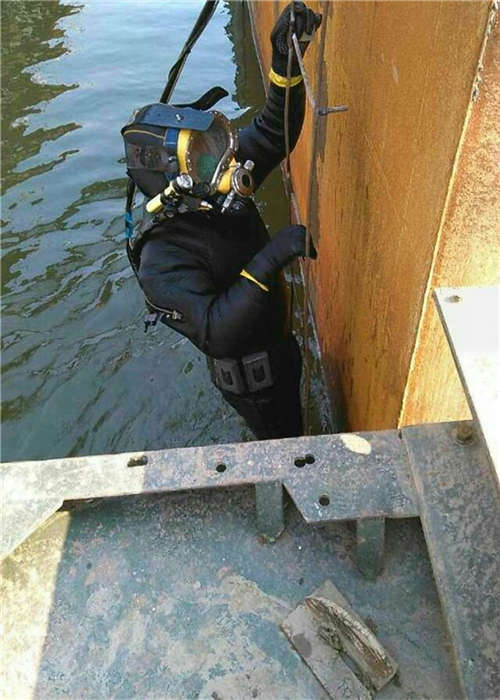 阜阳市潜水员——-（24H）潜水施工