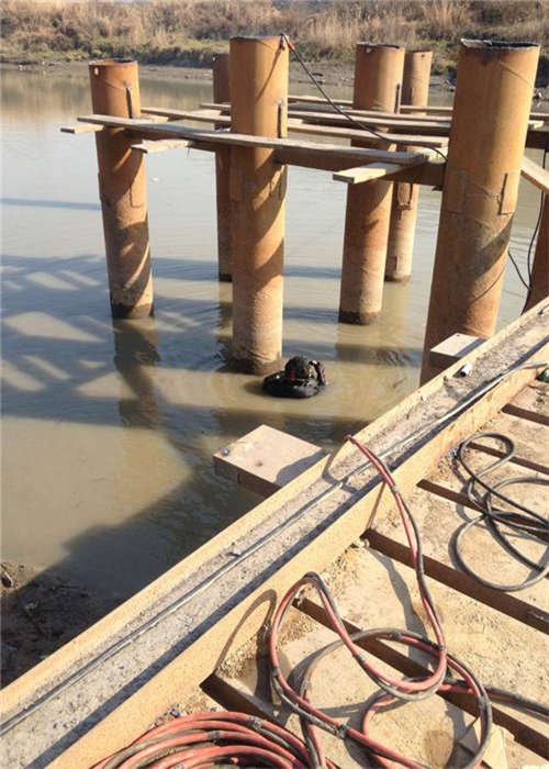 吐鲁番市蛙人潜水公司——潜水业务