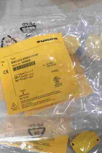 Bi5-M18-AD4X，安装性能图尔克电感式接近传感器