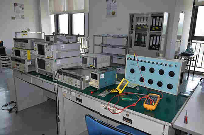 嘉兴压力表卡尺校正世通计量