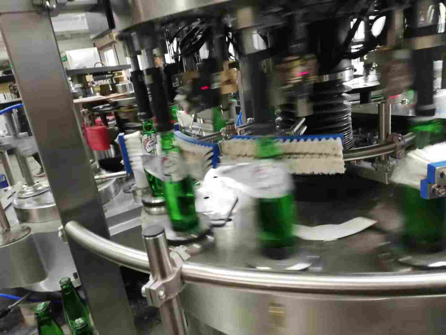 台达50MC运动控制器在贴标机行业的案例（追位，电子凸轮）