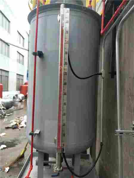 储罐上一般用什么样的液位计