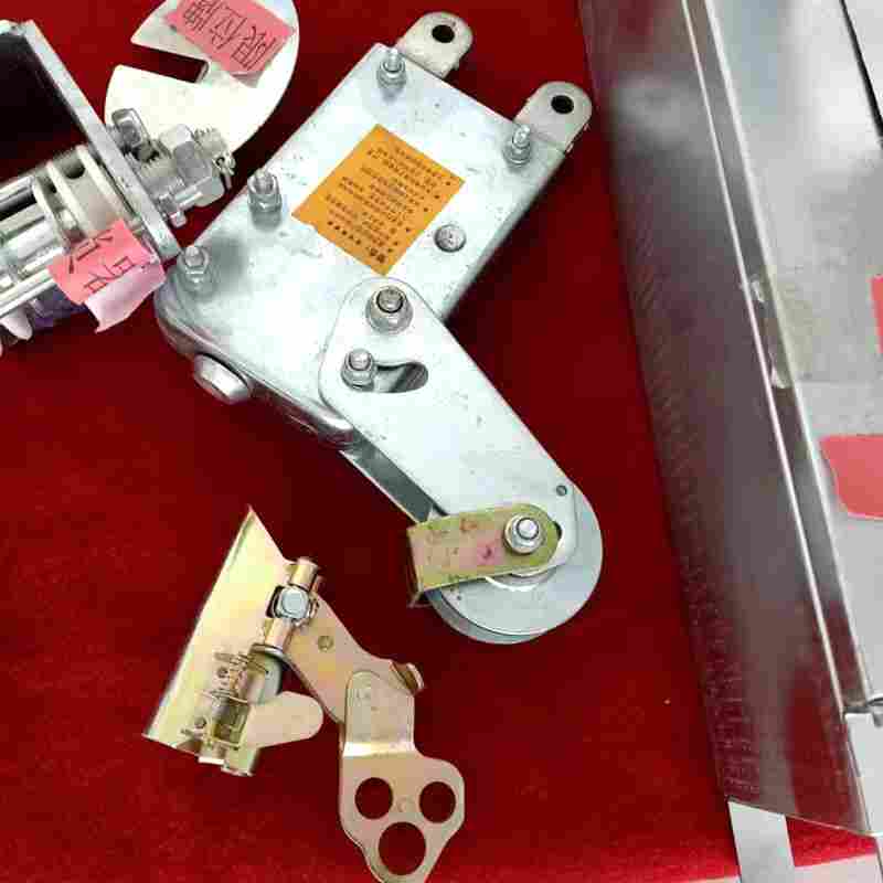 高空作业吊篮  高空吊篮  鲁鼎吊篮