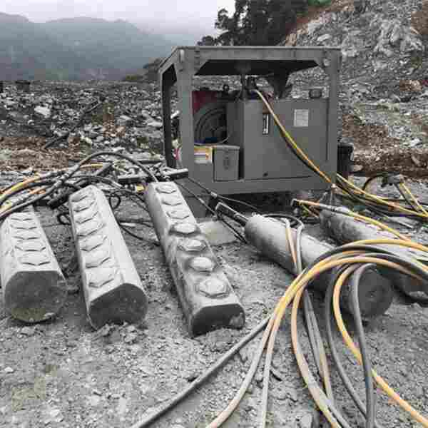 黑河市黄岗岩劈裂棒安全操作