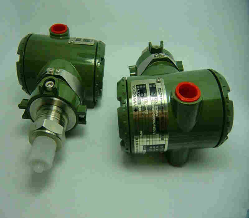 10-52-03-32-5582.jpg.middle