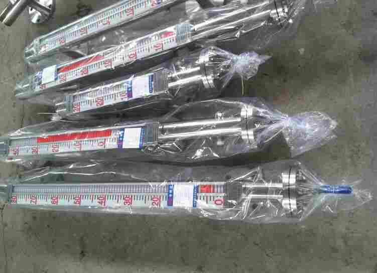 消防水箱信号液位计,消防水泵房水箱里的液位计