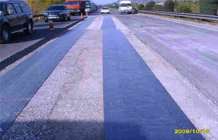 沥青路面抗裂贴好—张掖沥青路面抗裂贴价格优型号全