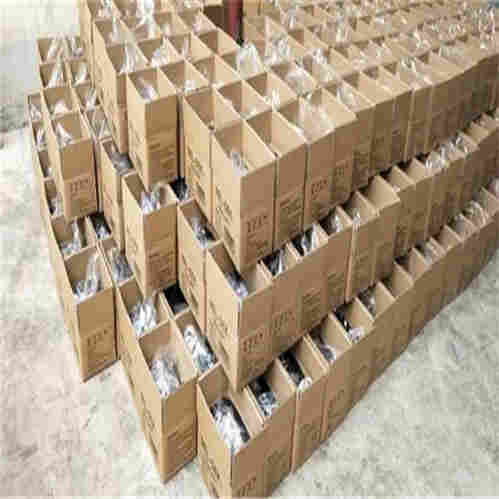 (路面贴缝带贴缝--路面防裂贴价格)---马鞍山