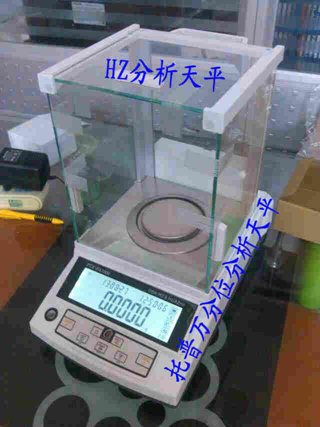 双杰JJ224BF内校电子分析天平月销100台