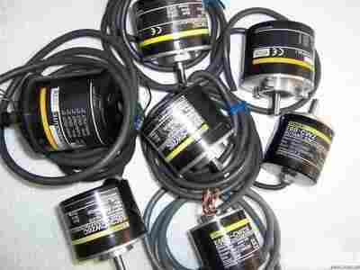 促销优惠-欧姆龙编码器E6D-CWZ2C 1000 P/R 0.5M