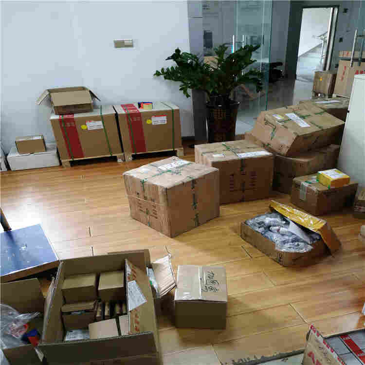 VD4 12.12.40 P210（HE）NST  固定式