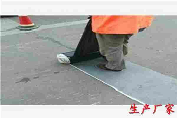 吕梁抗裂贴施工现场-抗裂防裂贴/格室—欢迎您