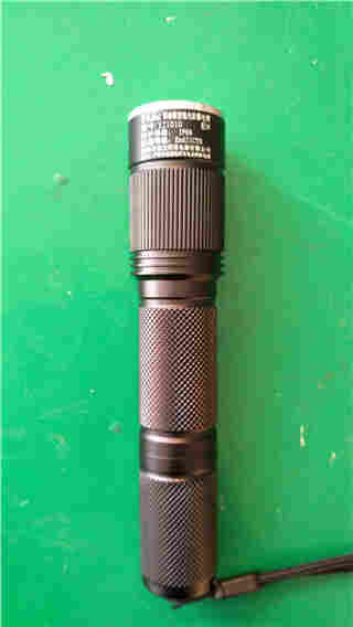 EBM5036微型免维护强光防爆手电