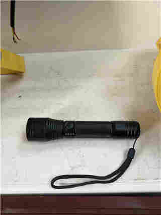 SNH609巡检强光电筒