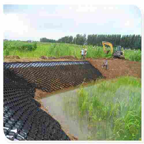 (护坡植草蜂巢格室--土工格室厂家)---陇南