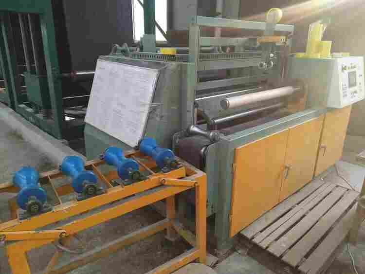 道路防裂贴施工方案（新乡道路防裂贴施工方案）