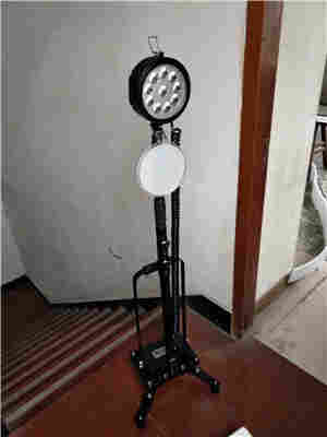 KSL6102移动防爆强光灯