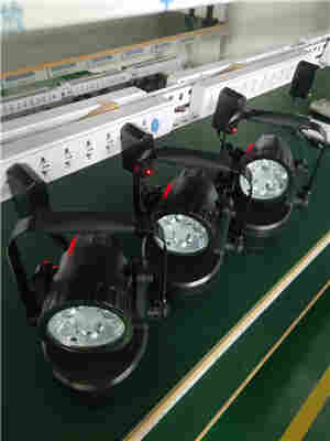 ZY950D便捷式多功能强光灯