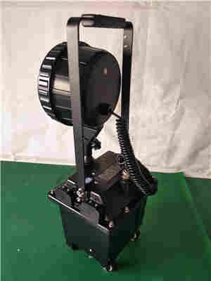 XBY4610 XBY4610移动防爆工作灯