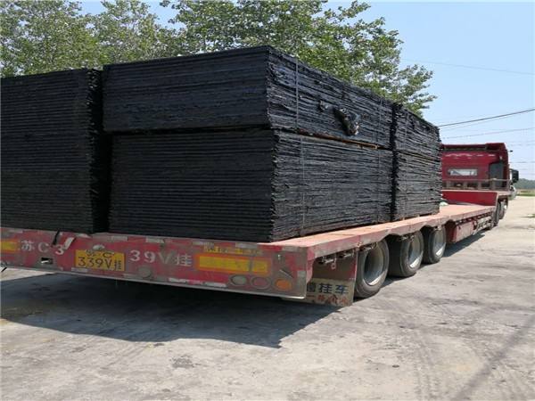 吐鲁番沥青软木板——实业集团厂家欢迎您