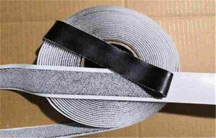 菏泽贴缝带—养护施工(沙面贴缝带)