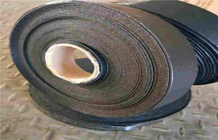 吕梁路面裂缝贴缝带—养护施工(裂缝贴缝带)