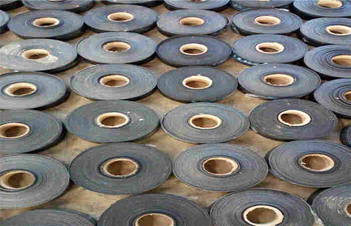 鹤岗沥青贴缝带—价格公道(压缝条)