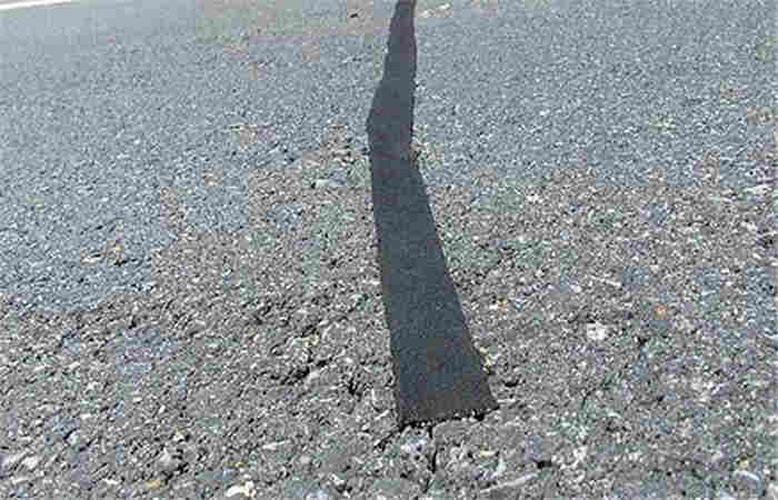 菏泽贴缝带—养护施工(沙面贴缝带)