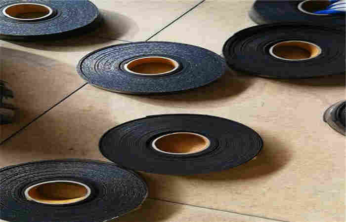 菏泽贴缝带—养护施工(沙面贴缝带)