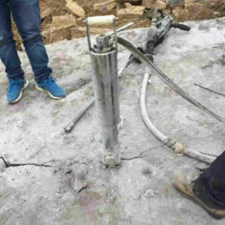 闸北区岩石膨胀剂一方-柳州博奥